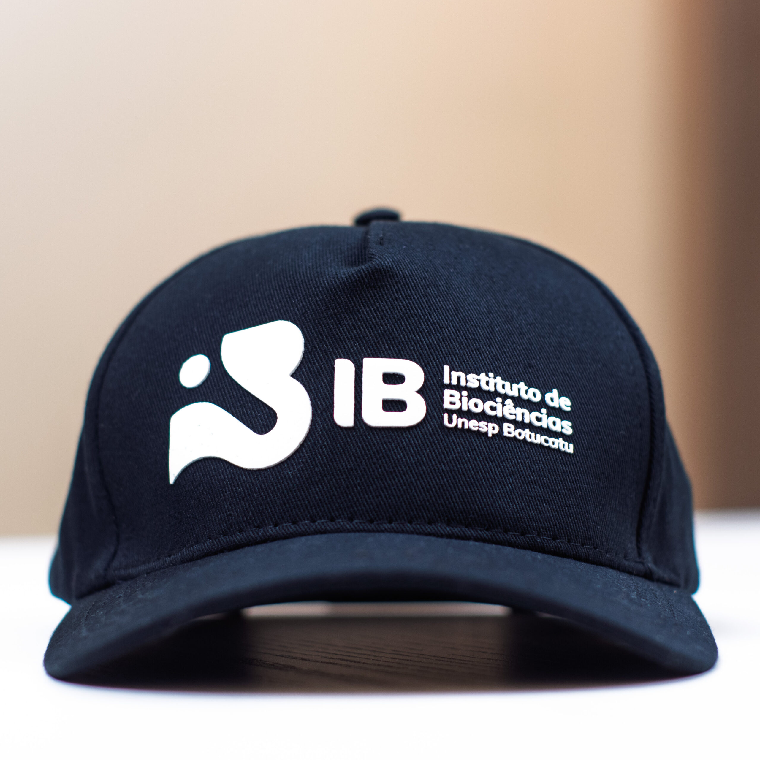 Boné Preto IB