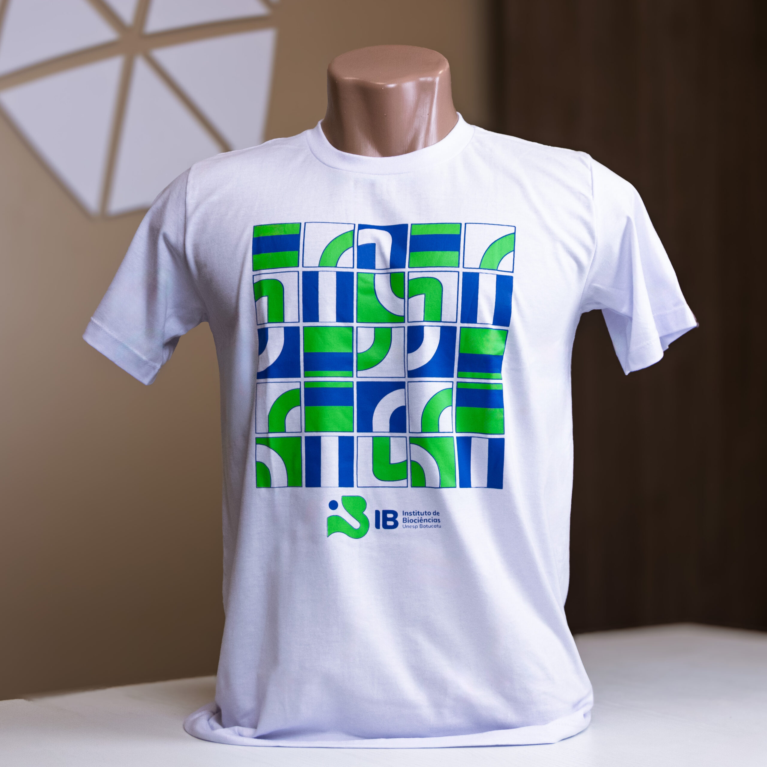 Camiseta Branca IB