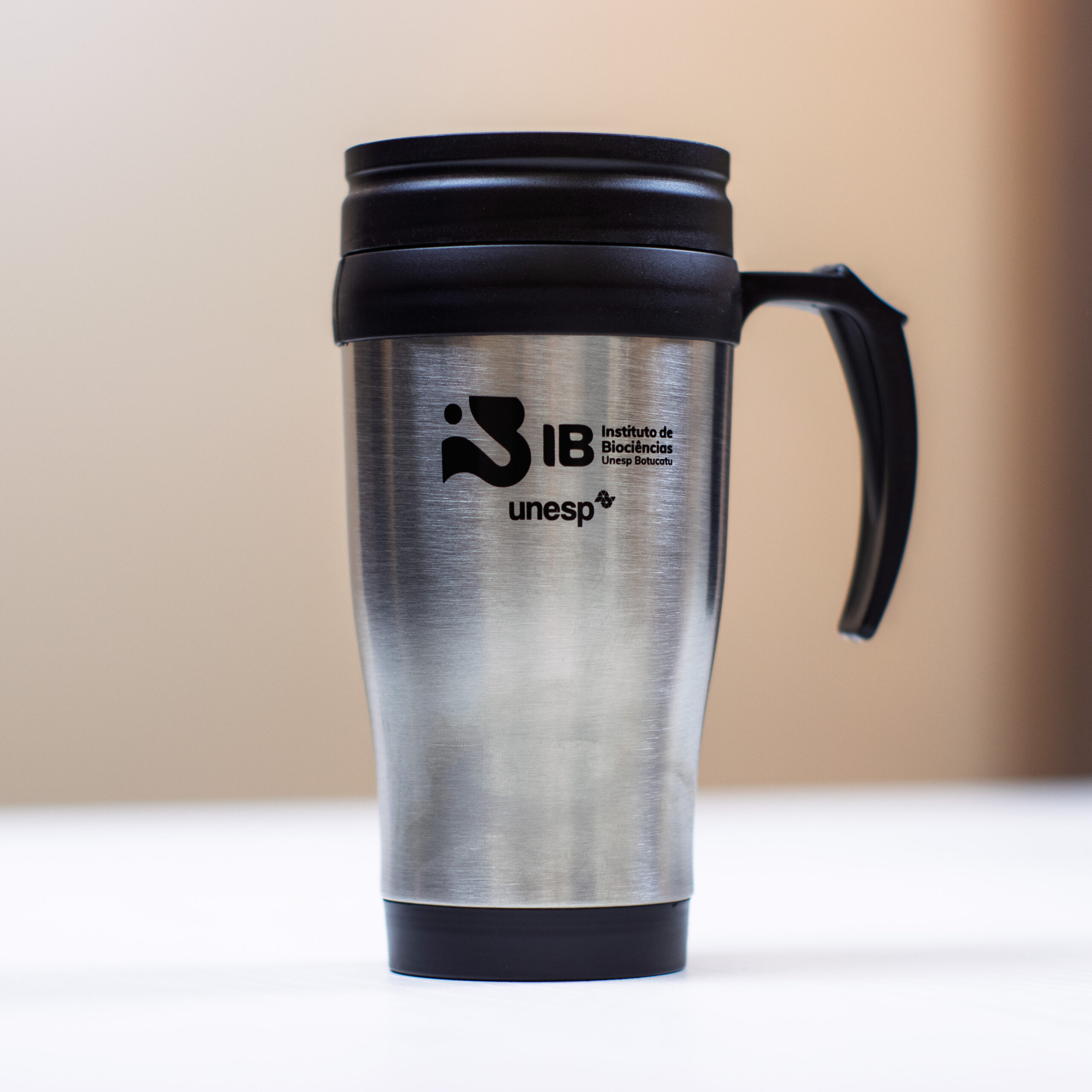 Caneca Térmica IB